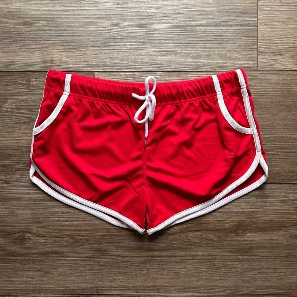 Varsity Red 3" Short Gym Shorts in (Small) - Picture 3 of 7